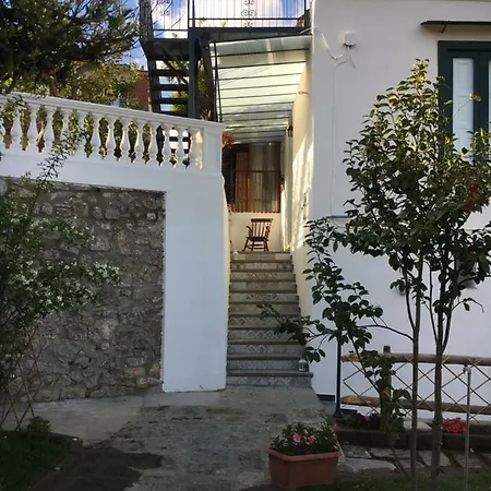 Nel Mar Bed & Breakfast
